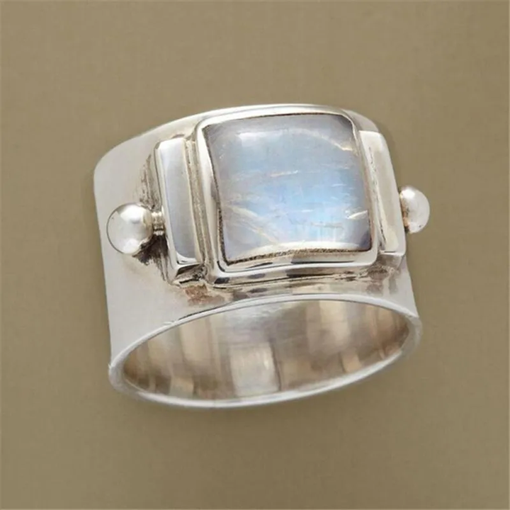 Anillo Dorothea piedra lunar